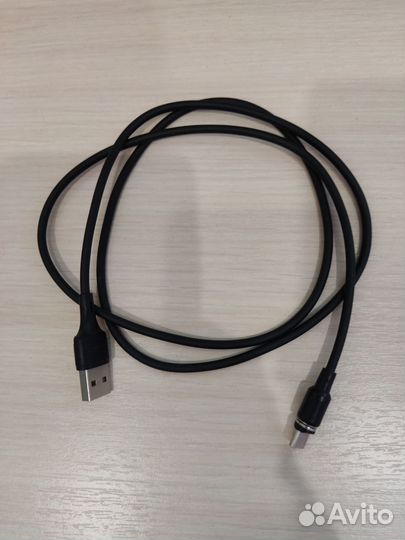 USB кабель на магните