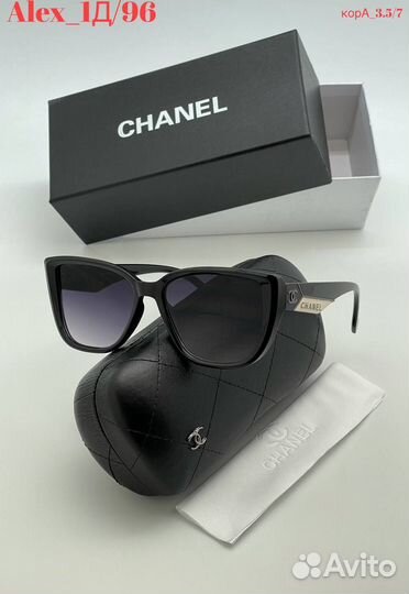 Солнечные очки женские Chanel