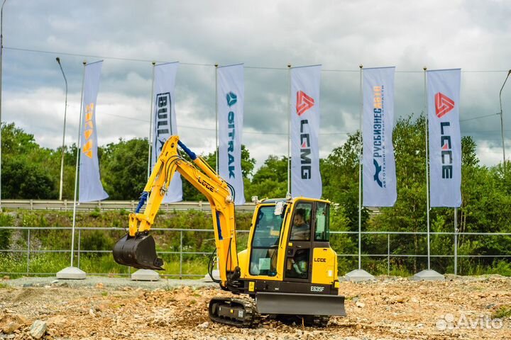 Гусеничный экскаватор LGCE (SDLG) E635F, 2024
