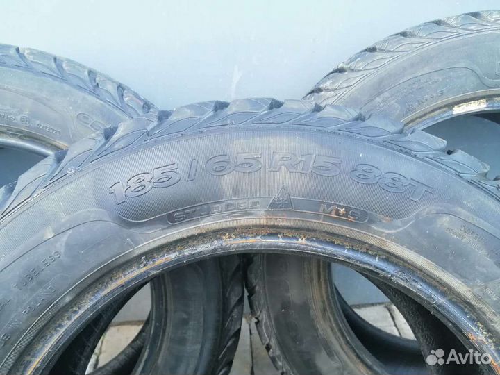 Sava Eskimo Stud 185/65 R15 88T