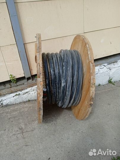 Кабель аввг4*240