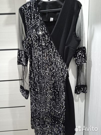 Вечернее платье