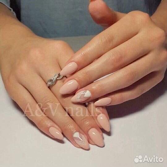 Наращивание ногтей