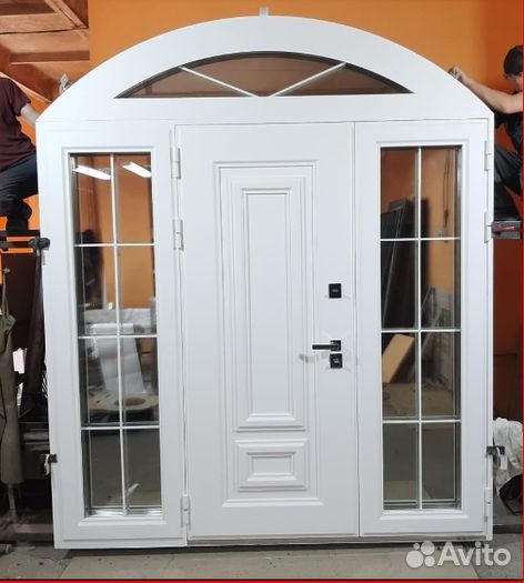 Двери входные