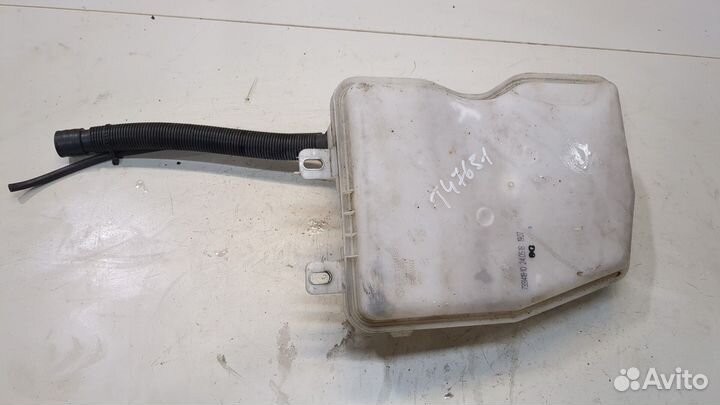 Бачок омывателя BMW X1 (F48), 2018