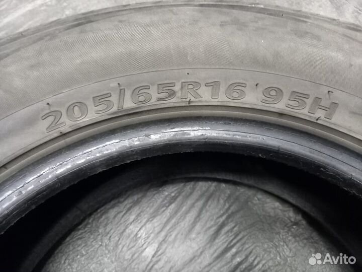 Kumho Solus SA01 KH32 205/65 R16