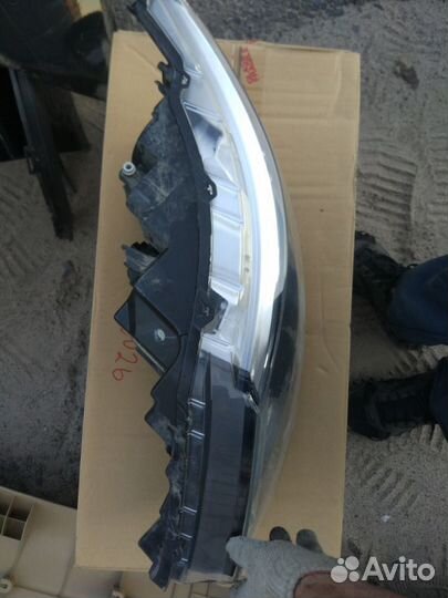 Фара передняя левая Nissan Qashqai J11