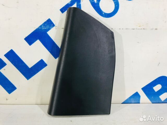 Накладка двери зад прав KIA RIO 4 1.4 мт