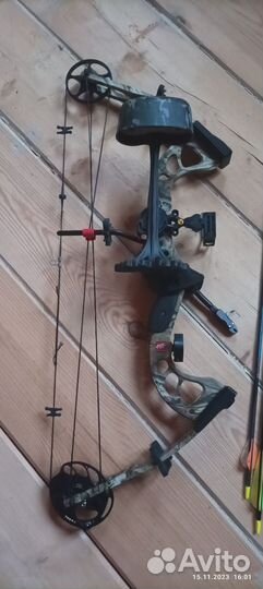 Блочный лук PSE stinger 60фунтов