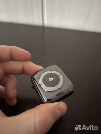 Часы apple watch 5 44 mm nike