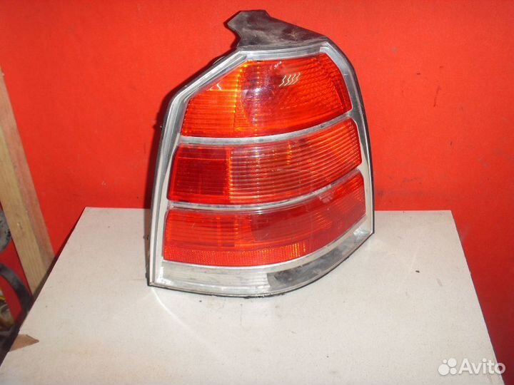 Фонарь задний левый 93183065 Opel Zafira B (A05)