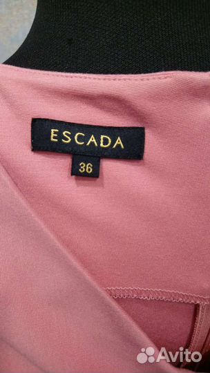 Платье Escada