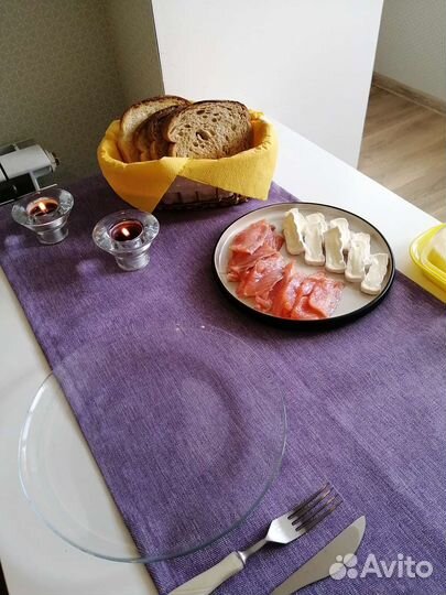 Дорожка на стол и подушки для стульев