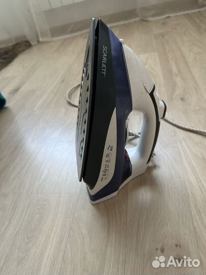 Утюг Scarlett