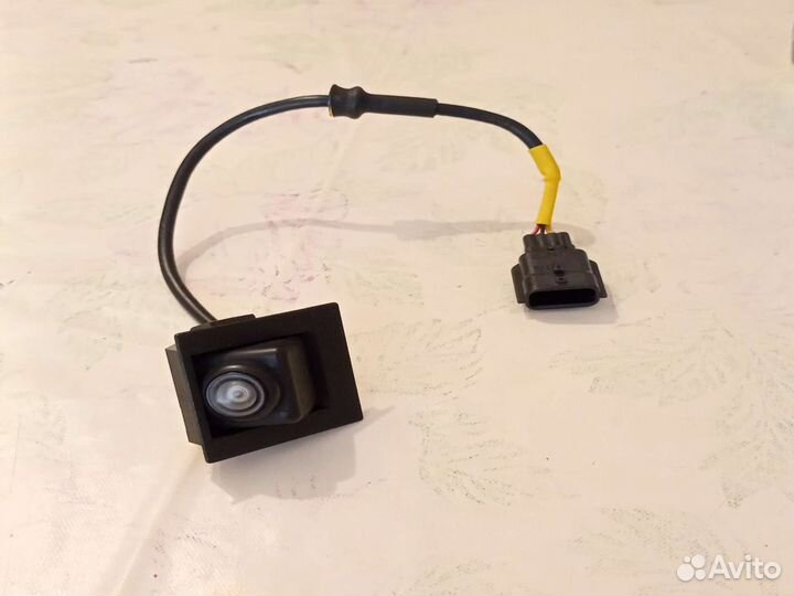 Камера заднего вида Лада Веста с динамической разм