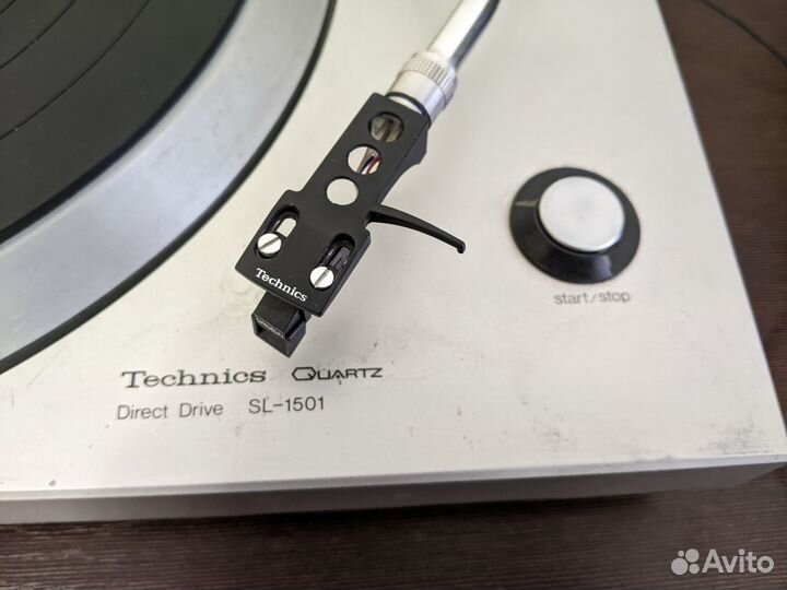 Проигрыватель винила Technics
