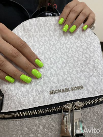 Наращивание ногтей, маникюр, педикюр