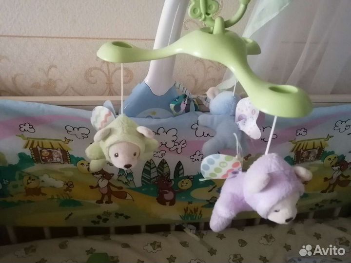 Мобиль на детскую кроватку