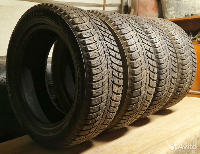 Laufenn I Fit Ice LW 71 215/55 R17 98T