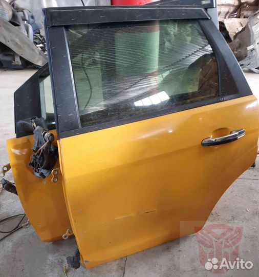 Ручка двери задняя правая Ford Focus 2