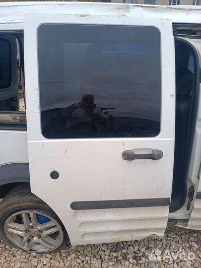 Дверь боковая правая Форд Торнео Коннект