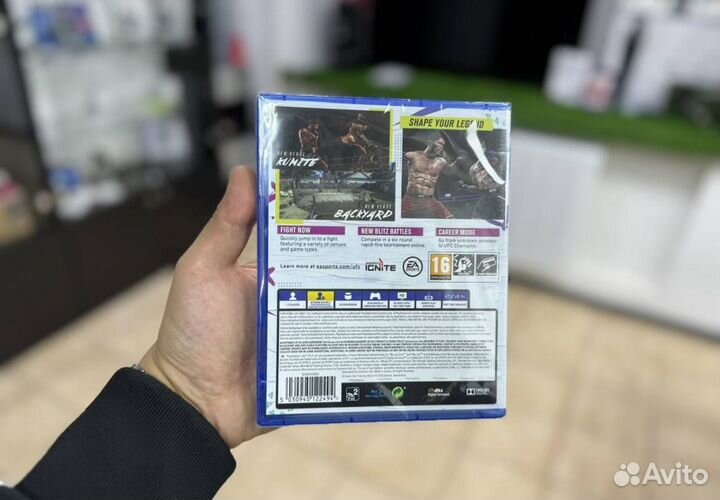 Новый диск UFC4 для PS5 PS4