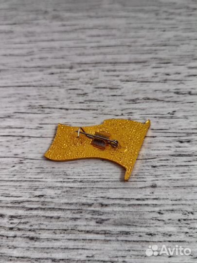 Значок флаг Ленин. Редкий