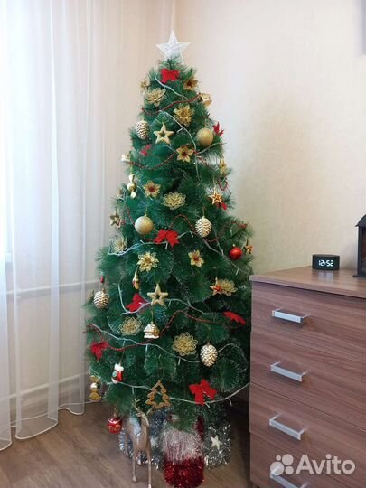 Елка искусственная 180 бу