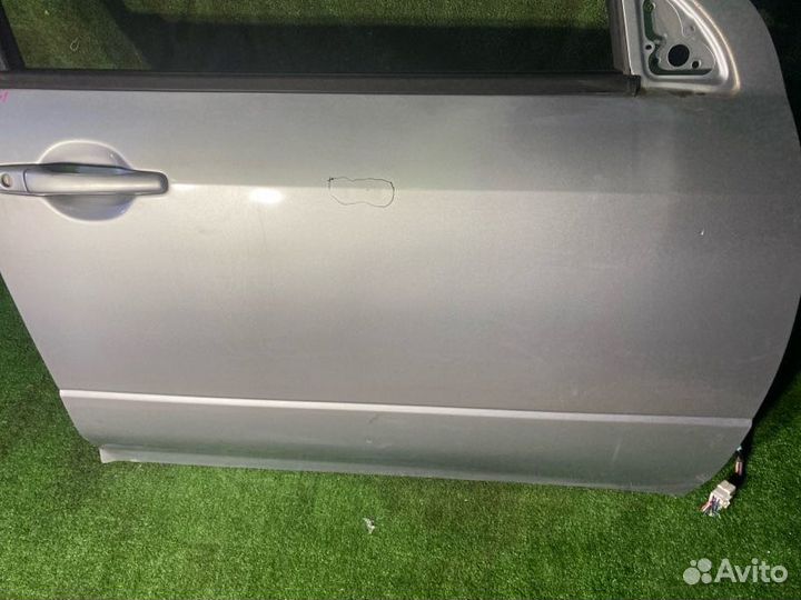 Дверь передняя правая Mitsubishi Outlander CU5W