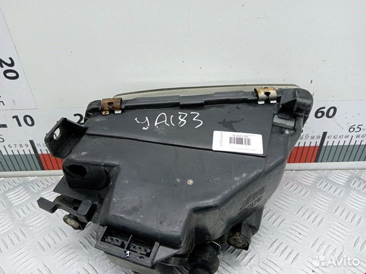 Фара передняя для Audi A4 B5 8D0941030