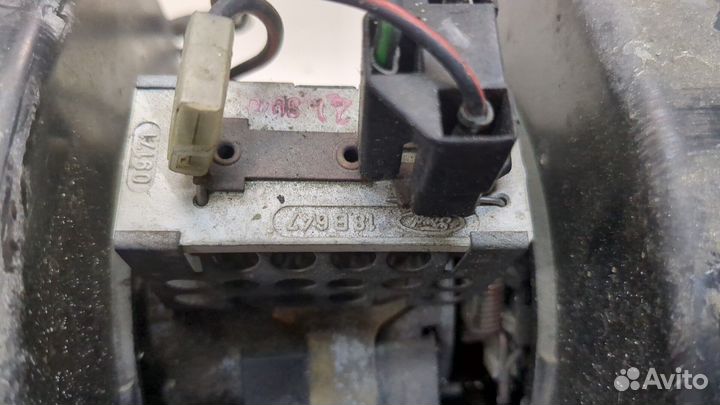 Двигатель отопителя Ford Sierra, 1989