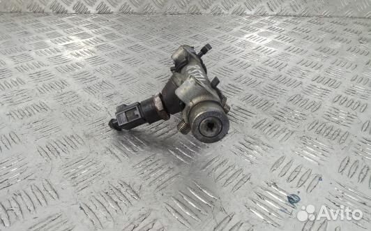 Топливная рампа дизельная audi A8 D3 (1BS08BB02)