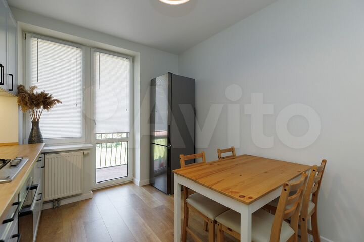 2-к. квартира, 65 м², 4/4 эт.