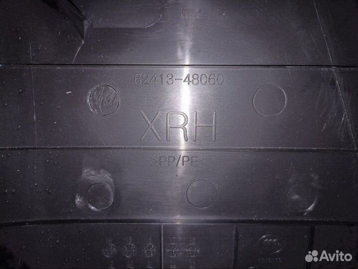 Обшивка стойки правая Lexus Rx450H GYL25 2grfxs