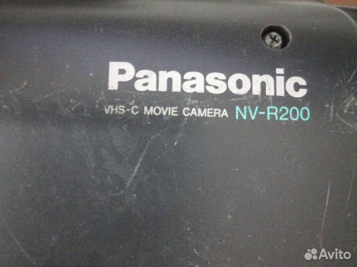 Видеокамера Panasonic NV - R200