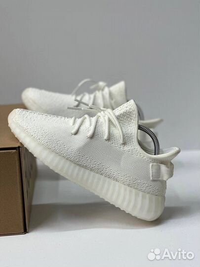 Кроссовки adidas yeezy boost 350 v2