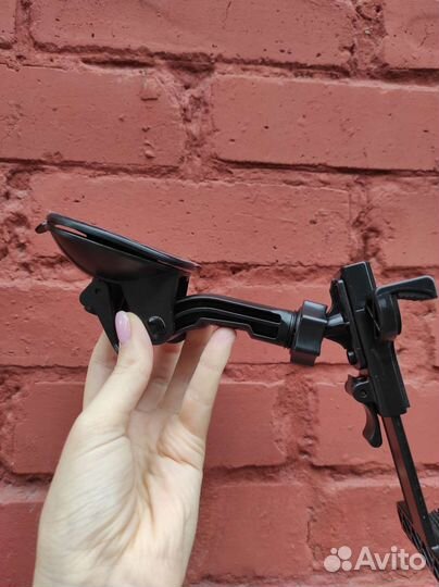 Держатель для планшета на присоске