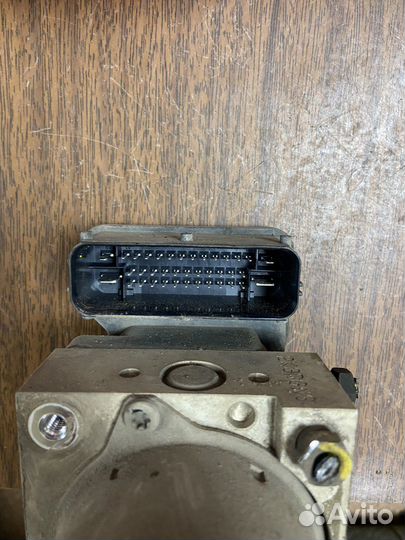 Блок ABS насос Hyundai Solaris 1 10-17г