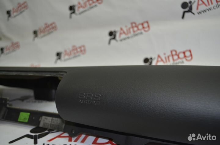 Торпедо панель приборов Mercedes SLK