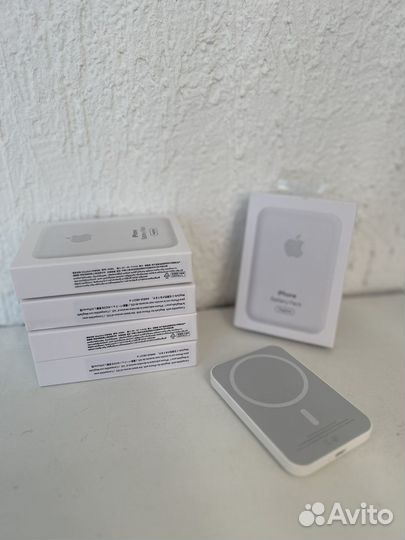 iPhone battery pack MagSafe