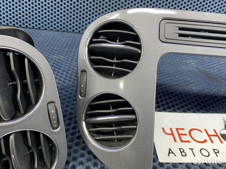 Комплект дефлекторов VW Tiguan 2007-2016