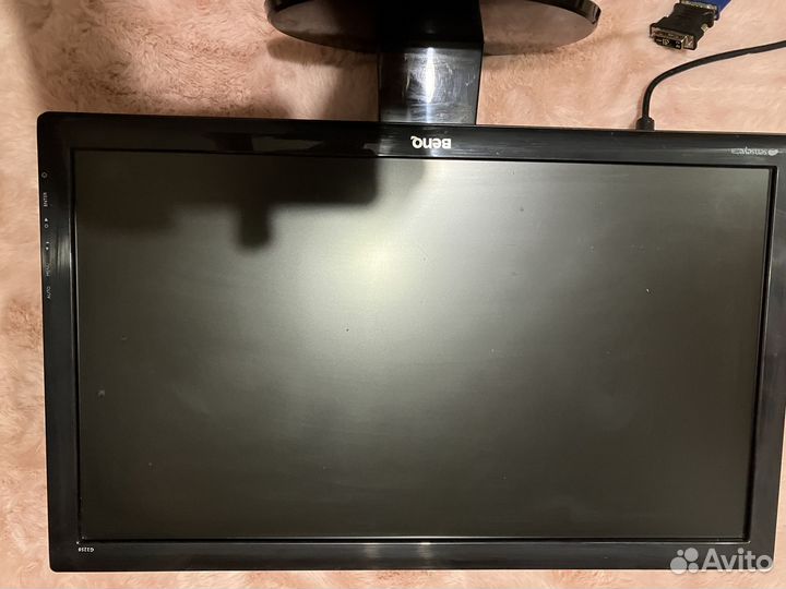 Старенький монитор