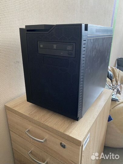 Домашний пк Xeon E5-2640/16GB/240Gb