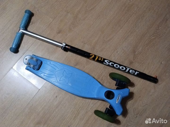Самокат детский трехколесный б/у