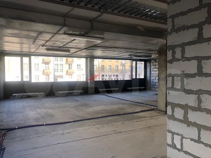 Сдам торговое помещение, 380 м²