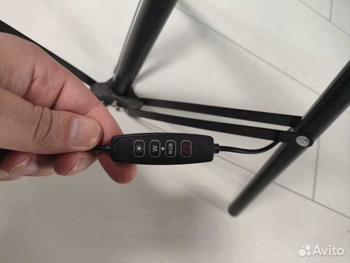 Штатив для телефона с подсветкой