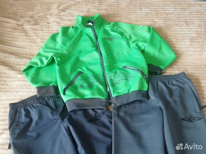 Спортивный костюм