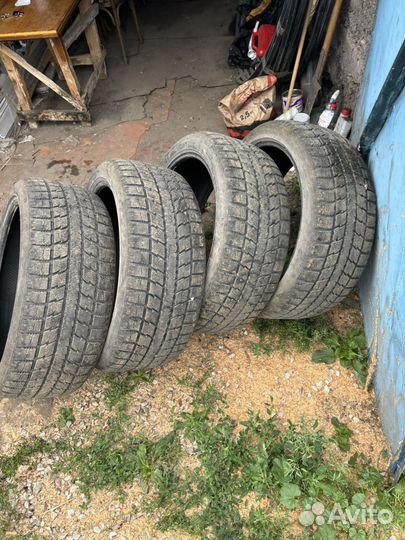 Toyo Observe Ice-Freezer 275/40 R22