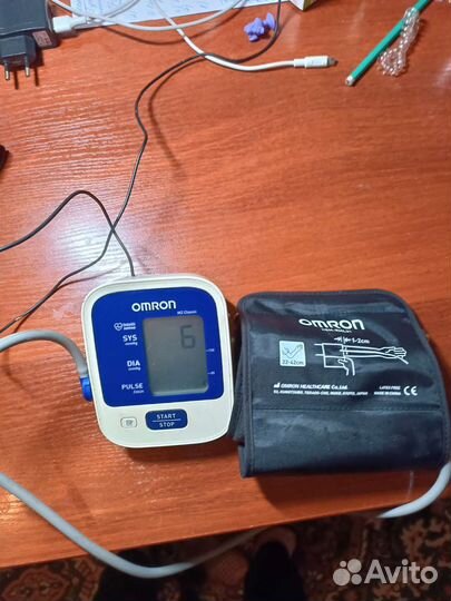 Тонометр автоматический omron б/у