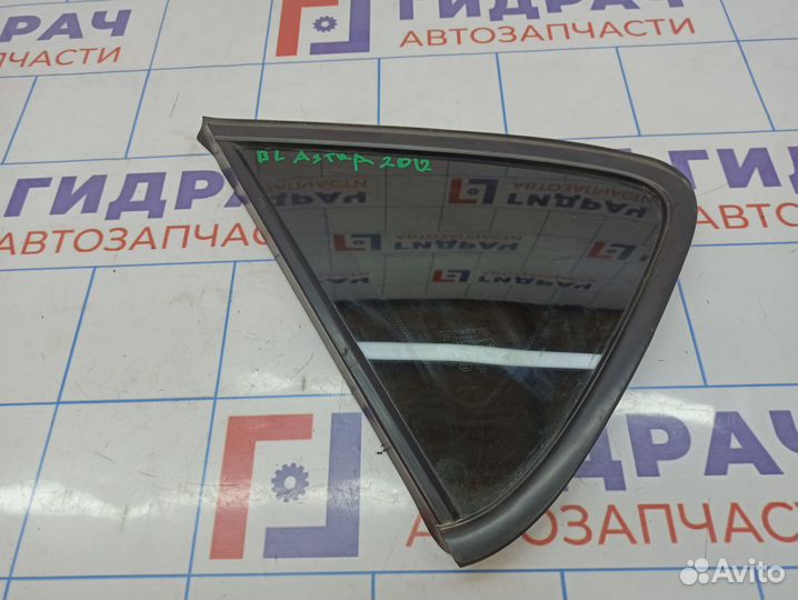 Стекло кузовное глухое левое Opel Astra (J) 132714